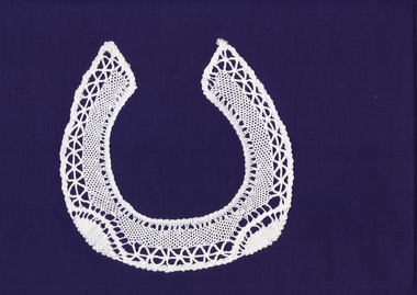 Textile - Bobbin lace