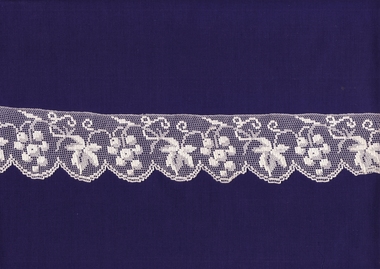 Textile - Filet (syn Lacis) lace, 1800-1900