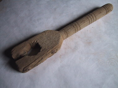 Tool - Tool, wooden