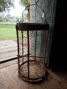 Container - Traps