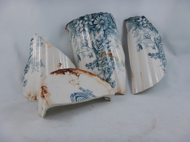 Domestic object - Ceramic fragments