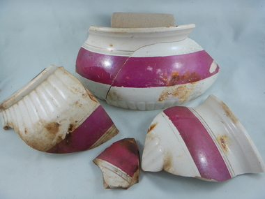 Domestic object - Ceramic fragments