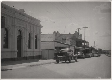 Image, Herald & Weekly Times, 1954