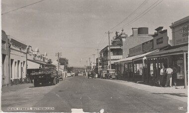 Post card, Main Street, Rutherglen, 1930s