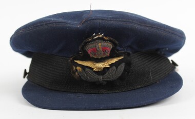 Headgear  RAAF, Officers Peak Cap