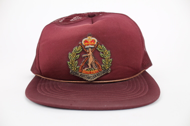 Headwear - Headgear   Souvenir, Cap red with mesh back
