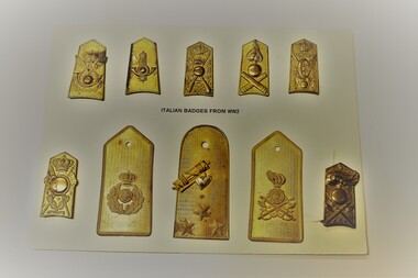 Badges  Italian, WW2 vintage