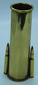 Trench art, C 1942