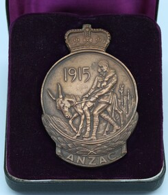 Medal - Simoson & Donkey medallion, Photo