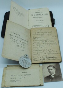 Document, H.R.Macoboy