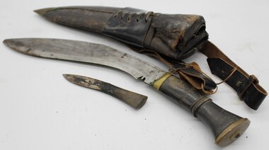 Weapon - Edged Weapon Kukri, Dagger with sharpening blade