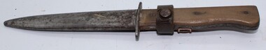 Edged weapon knife