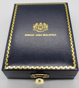 Medal - Medals WW2  and Case, Pingat Jasa Malaysia