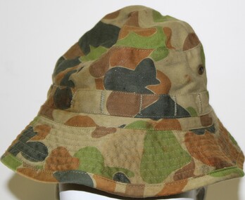 Uniform - Giggle hat, Kit Bag and uniforms