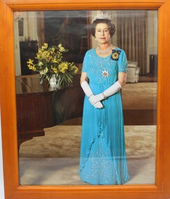 Print (item) - Photograph of Queen Elizabeth II