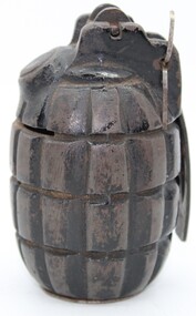 Memorabilia - Practice hand grenade, Complete shell