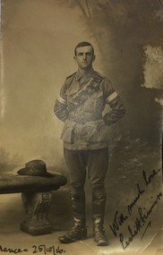 Archive - Post Card Leslie Finniss