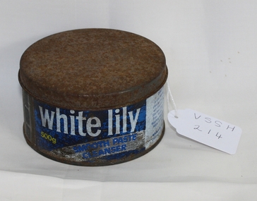 White Lily smooth paste cleanser tin