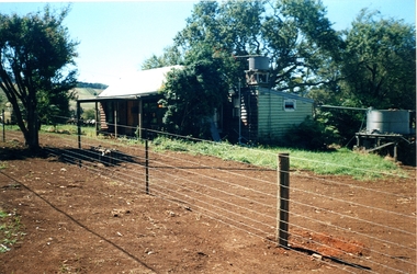 Information folder - Madigan Cottage
