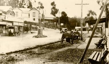 Photograph, Main Road, Belgrave