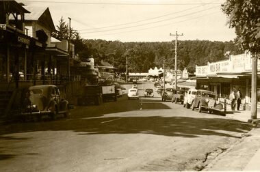 Photograph - Main Road, Belgrave, early 1950s