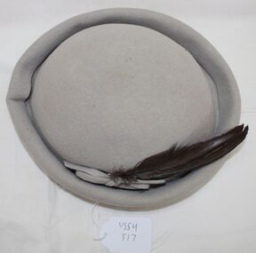 Headwear - Woman's felt hat