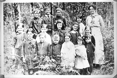 Photograph, Menzies Creek State School photo