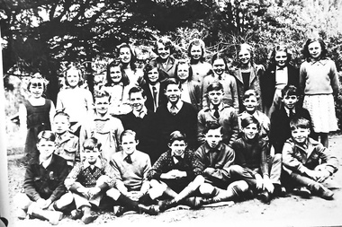 Photograph, Menzies Creek State Schooll, 1948-50