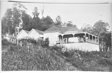 Photograph - Belgrave House