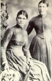 The first photograph of Melbourne District Nursing Society Trained nurses