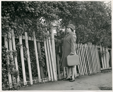 A Royal District Nursing Service (RDNS) Sister about to visit a patient