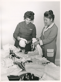 Items from Royal District Nursing Service (RDNS) Auxiliaries to be distributed by RDNS Sisters to patients when required