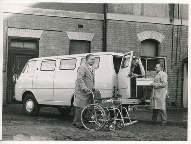 Placing equipment into the Royal District Nursing Service (RDNS) donated Van