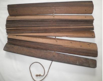 Takepan : a book of lontar leaves  -  Lombok