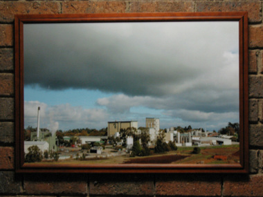 Photograph, Framed, Murrary Goulburn Dairy Co-Operative, 2003