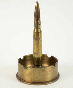 Memorabilia - Trench art ashtray, unknown