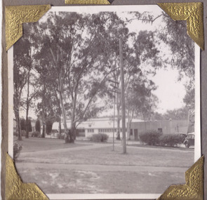 Photograph, The front of the Olney Rehabilitation Centre building - Buildings, vehicles & landscape at Gresswell Sanitorium Mont Park
