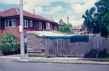 Photograph, House & backyard shed - City Landscape - Photo taken by Property Management Services / Public housing - Inner City Melbourne - Early 1980s