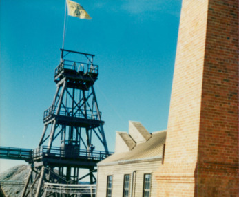 Photograph, Bundoora Repatriation Hospital - Day Centre - Mine Head (tower that operates lifts down through the mine shaft) at Sovereign Hill Ballarat - Photographs taken by Patients ( Series 59 ) - Parties & Outings - 1986 To 1992