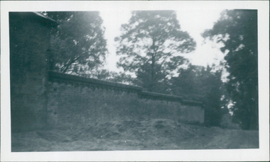 Photograph, An early photo of the stone wall that surrounds J Ward at Aradale / Ararat Hospital