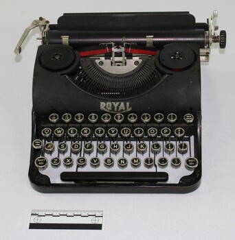 Black vintage typewriter 