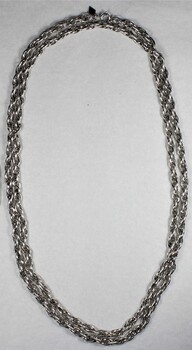 Silver toned Link Chain Necklace from the Sarah Coventry Jewellery Range c. 1970s-1980s