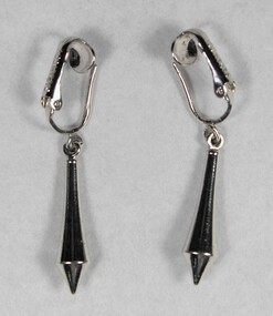 Silver toned Drop Shape Clip on Earrings from the Sarah Coventry Jewellery Range c. 1970s-1980s