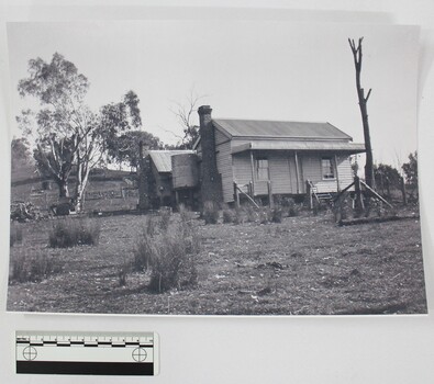 Photograph of Haeusler Family Farm c. early 1900s with 5cm scale 