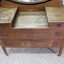 Detail of the lower part of the dresser with two small drawers and two large drawers, and a black and white 5 cm scale.