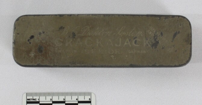 Kodak Photographic Powder stored inside Alloy Tin with 5cm scale
