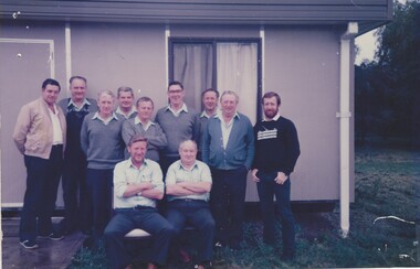 A group of participants at the Two-man Crewing Course in Wodonga