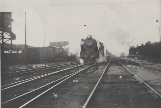 "Spirit of Progress" on test run before its official laucch.
