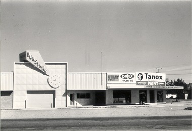  Dunstan's Corner, Wodonga in Tallangatta Road