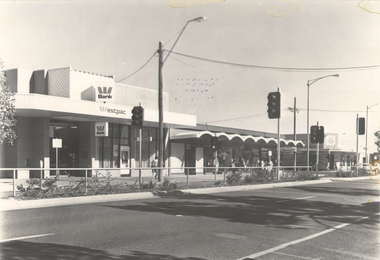 Wodonga, High Street West - WESTPAC to Tooles Disposals